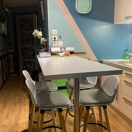 Bed & Breakfast Lyon Home's Villeurbanne