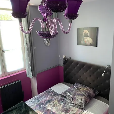 Lyon Home's Bed & Breakfast