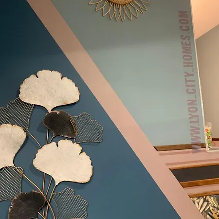 Bed & Breakfast Lyon Home's
